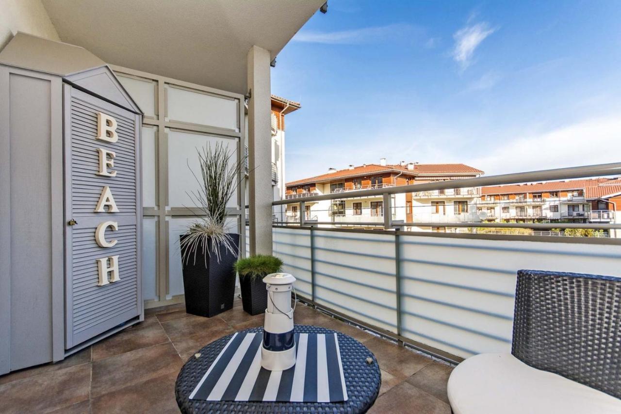 Pirat Rentyear Apartments กดัญสก์ ภายนอก รูปภาพ