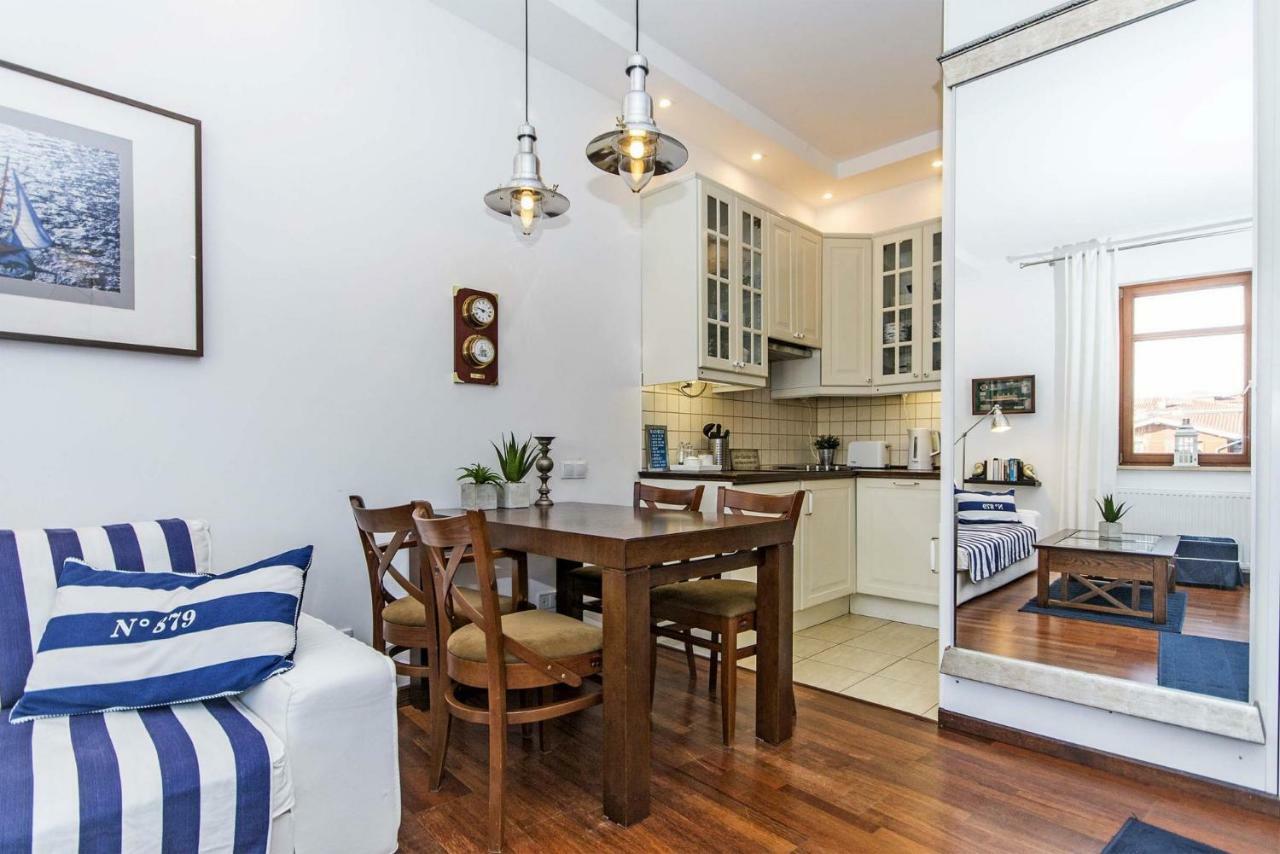 Pirat Rentyear Apartments กดัญสก์ ภายนอก รูปภาพ
